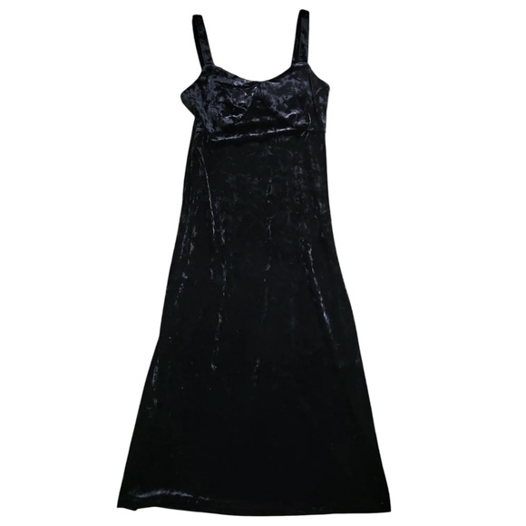 Jessica Simpson Dresses & Skirts - Jessica Simpson Midi Black Velvet Dress